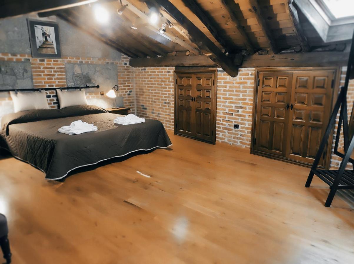 Casa Rural Puerta De Castilla Velayos エクステリア 写真